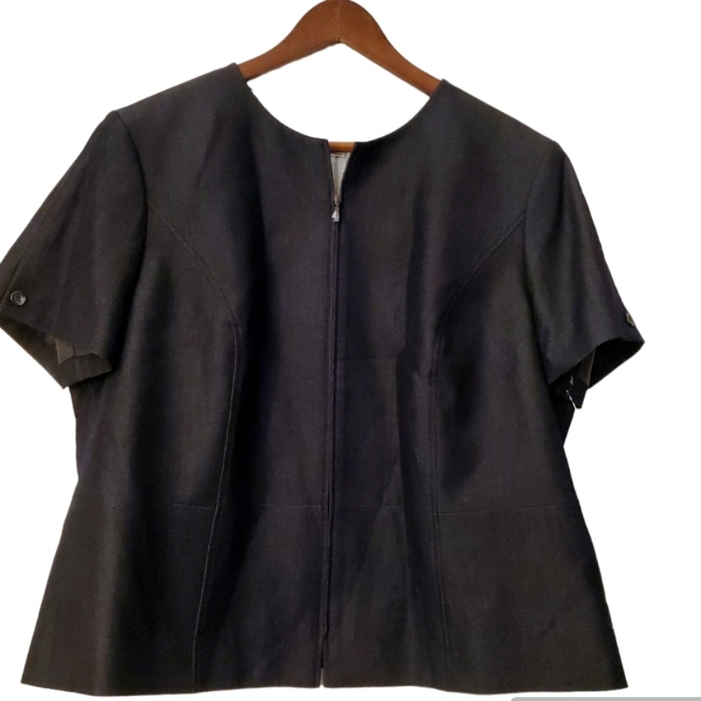 Tahari Dark Grey Black Short Sleeve Peplum Blazer 18W NWT